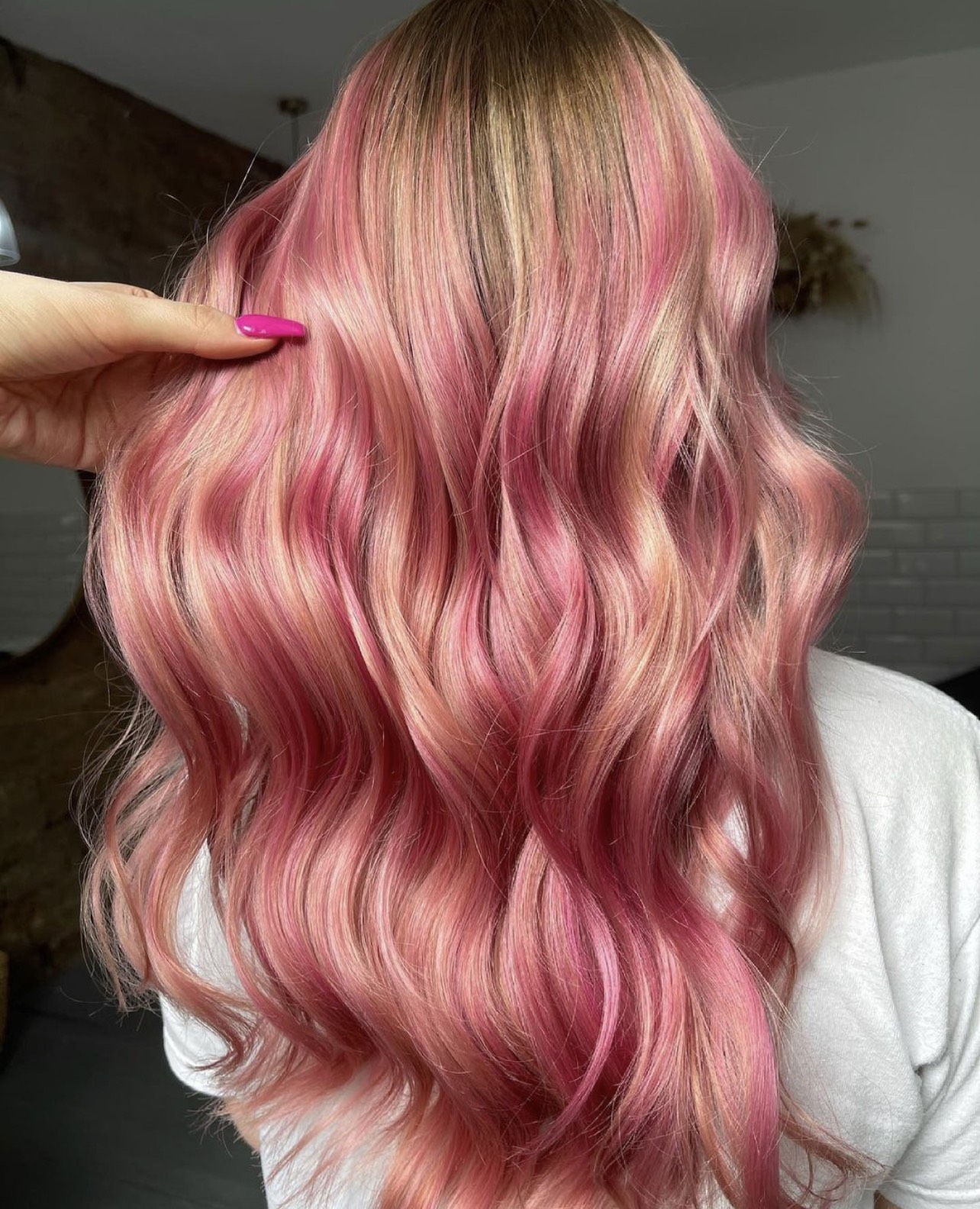 25 kiểu tóc màu hồng khói HOT TREND trong giới trẻ hiện nay