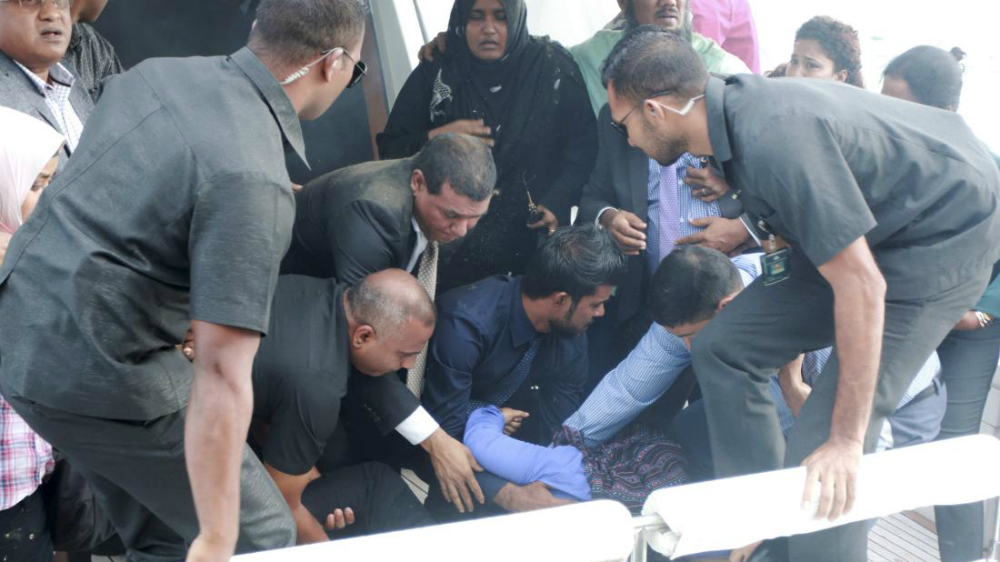 Hiện trường vụ nổ trên du thuyền của Tổng thống Maldives Abdulla Yameen - Ảnh: Reuters