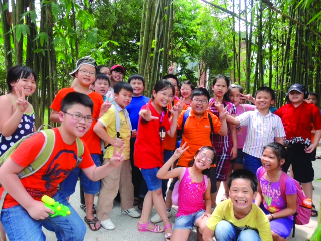 Những chuyến tham quan gần gũi với thiên nhiên và được tổ chức chuyên nghiệp sẽ khiến học sinh hào hứng hơn - Ảnh Tuệ Nguyễn