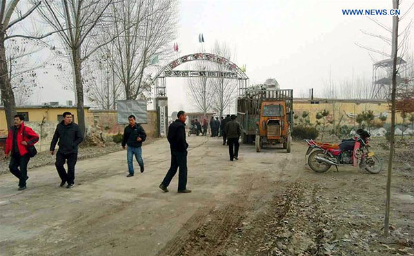 Cổng vào một mỏ thạch cao ở Sơn Đông - Ảnh: China Daily