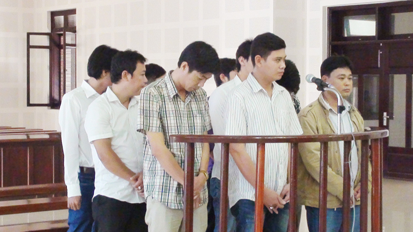 Các bị cáo tại tòa - Ảnh: Nguyễn Tú