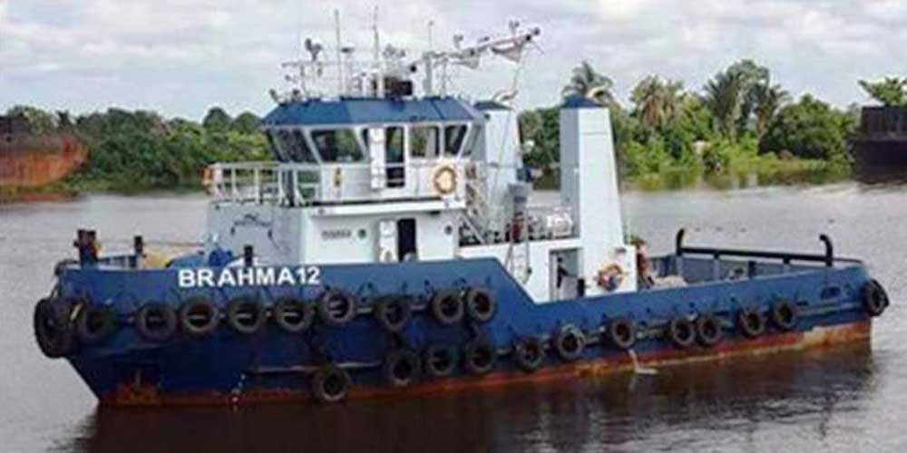 Xác tàu kéo Brahma 12 sau khi bị Abu Sayyaf tấn công - Ảnh: IDN Times