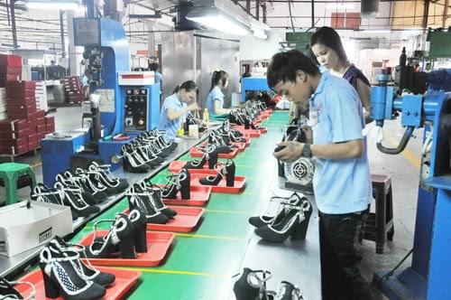Giày dép là một trong những mặt hàng xuất khẩu chủ lực của Việt Nam sang EU - Ảnh: Diệp Đức Minh