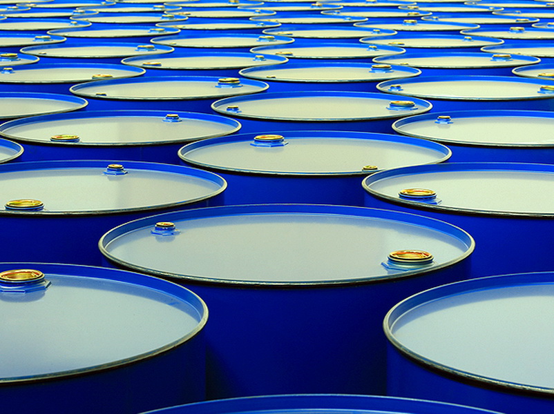Giá dầu tiếp tục giảm sâu - Ảnh: Shutterstock