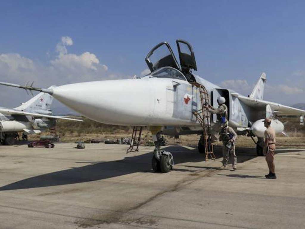 Các cuộc không kích dữ dội của không quân - vũ trụ Nga tại Syria khiến hàng trăm quân khủng bố ở Latakia ra đầu hàng - Ảnh: Reuters