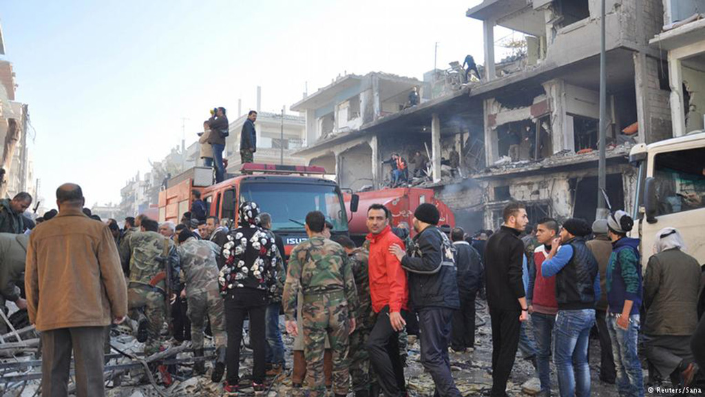 Thành phố Homs của Syria đổ nát vì nội chiến - Ảnh: Reuters