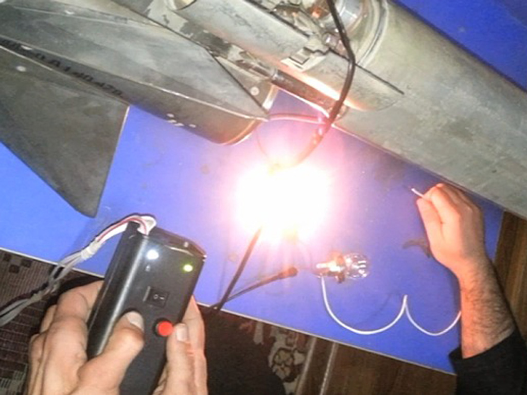 Các chuyên gia được cho IS đã chế tạo pin nhiệt dùng cho tên lửa đất đối không - Ảnh chụp clip của Sky News