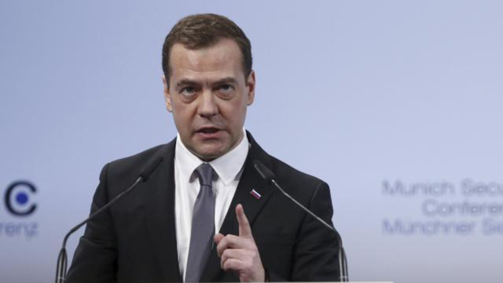 Thủ tướng Nga Dmitry Medvedev phản đối ý định của một số nước muốn đưa bộ binh tham chiến ở Syria - Ảnh: Reuters