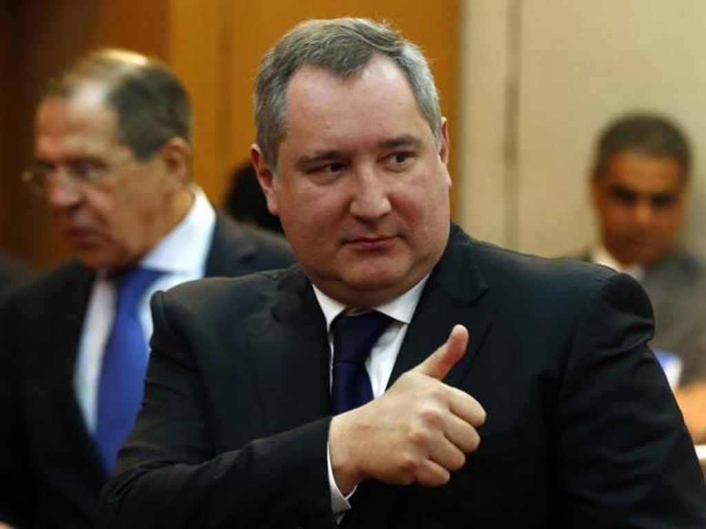 Phó thủ tướng Nga Dmitry Rogozin - Ảnh: Reuters