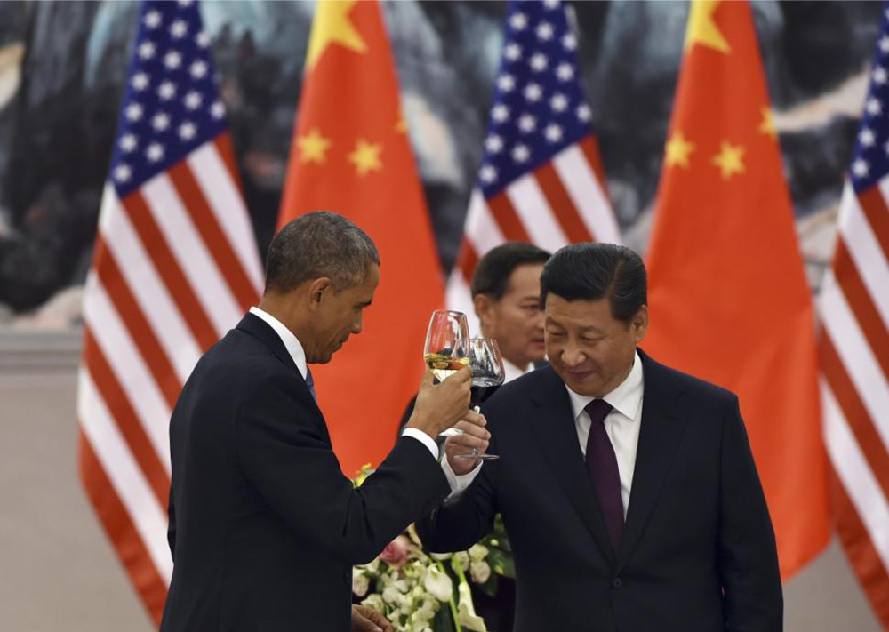 Lần nâng ly này của Tổng thống Obama sẽ khó khăn hơn - Ảnh: Reuters