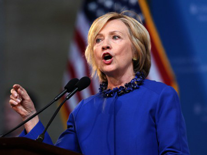 Bà Hillary Clinton bị báo Trung Quốc nói "thô lỗ, to mồm" vì chỉ trích ông Tập Cận Bình là "đáng xấu hổ"- Ảnh: AFP
