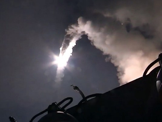 Mỹ chê việc Nga bắn tên lửa hành trình vào Syria là "thiếu chuyên nghiệp" - Ảnh: AFP