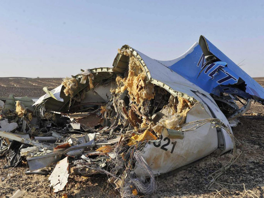 224 người đã thiệt mạng trong vụ rơi máy bay Nga ở Ai Cập, nay Nga chính thức xác nhận do bị khủng bố cài bom - Ảnh: AFP