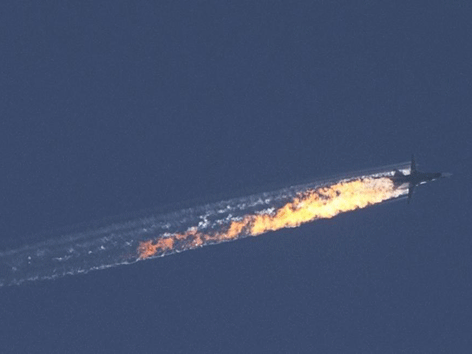 Chiến đấu cơ Su-24 của Nga rơi xuống kéo theo những bất đồng mới - Ảnh: AFP