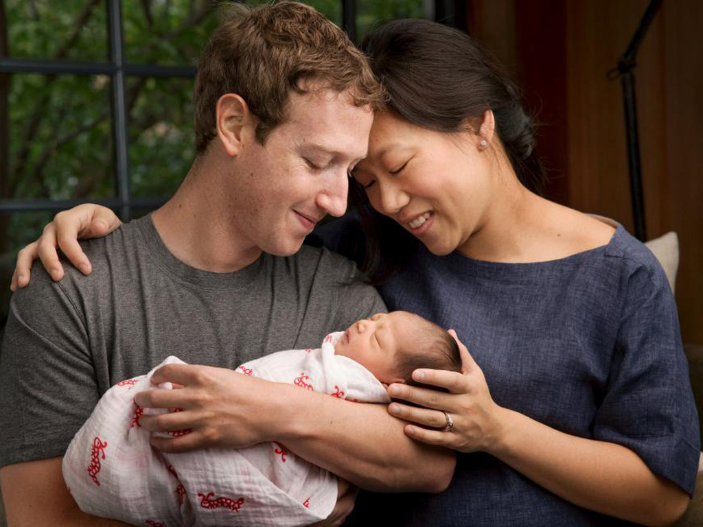 Sau rất nhiều khó khăn, vợ chồng Zuckerberg đã được hưởng niềm hạnh phúc làm cha, làm mẹ - Ảnh: Reuters