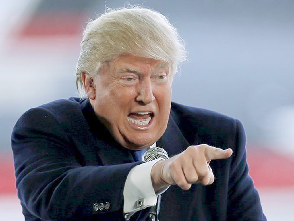 Ông Donald Trump tại một cuộc vận động tranh cử ở Bloomington, bang Illinois ngày 13.3.2016 - Ảnh: Reuters
