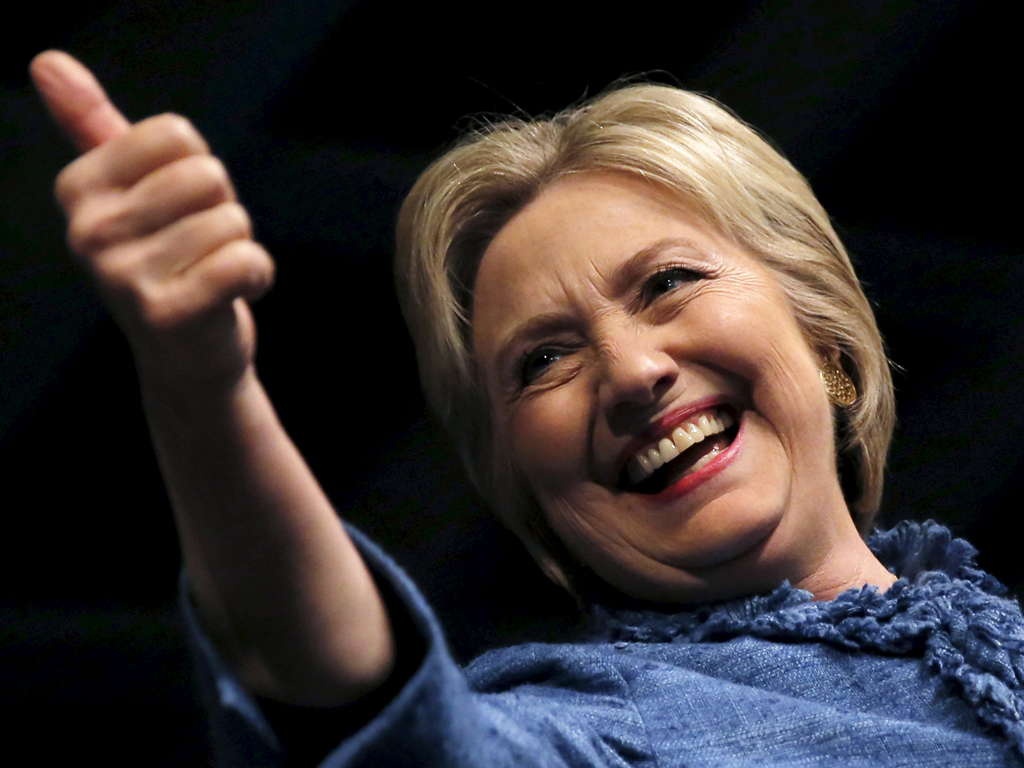 Con đường vào Nhà Trắng lần 2 của bà Hillary Clinton đang thênh thang - Ảnh: Reuters