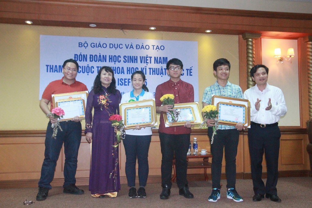 Viet-Nam-dat-giai-Intel-ISEF