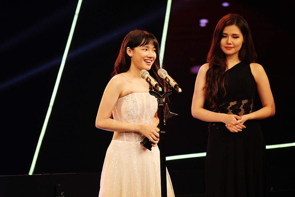 Kang-Tae-Oh-Nha-Phuong-hanh-phuc-tren-san-khau-VTV-awards-dien-vien-an-tuong