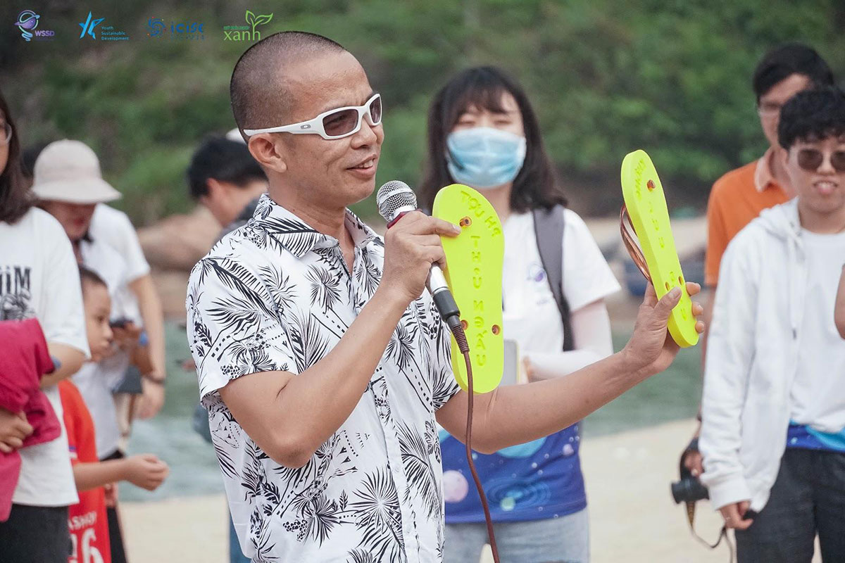 Học viên của WSSD 2021 cũng tham gia với nghệ sĩ Ưu Đàm lan tỏa dự án ECO-ĐI mang thông điệp về hành động ứng phó với các vấn đề môi trường