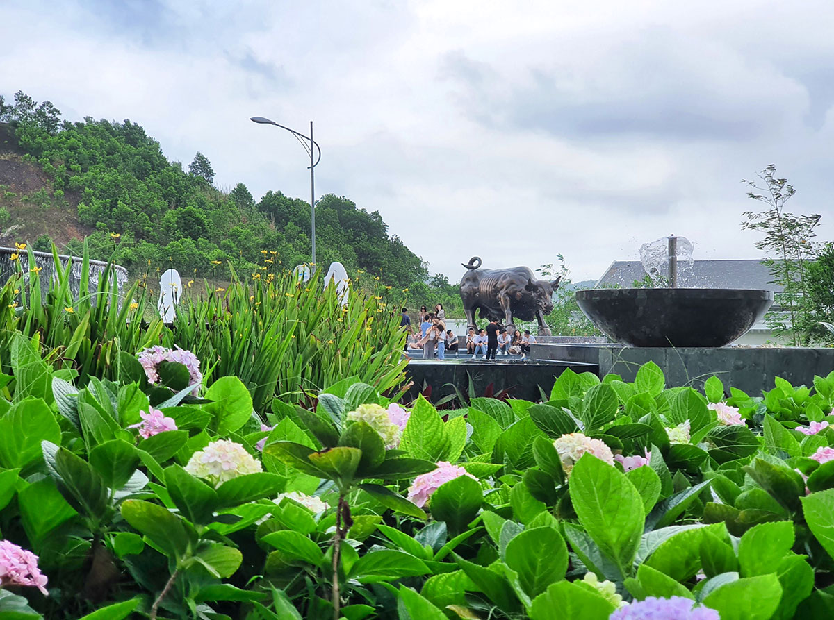Chú bò tót dự kiến sẽ ra mắt trong khuôn khổ lễ hội 30.4 tại Hạ Long