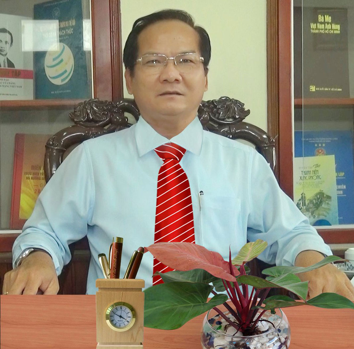 Ông Trần Văn Khuyên, Bí thư Huyện ủy Hóc Môn