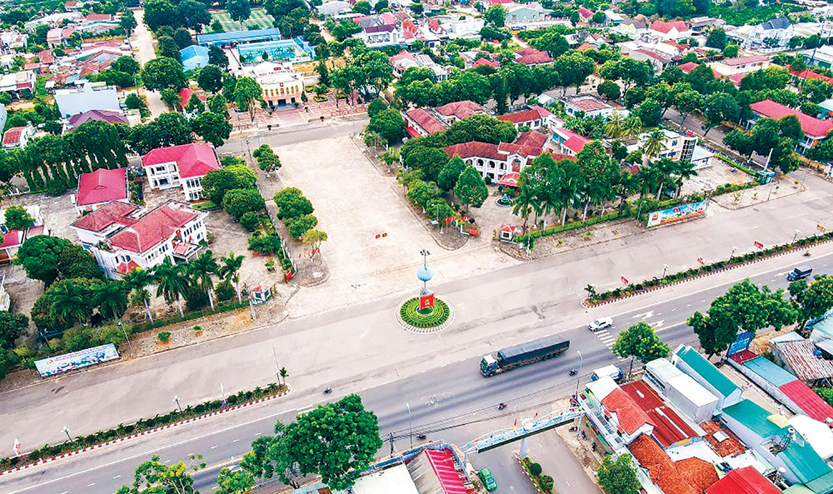 TT.Đăk Hà, trung tâm hành chính, kinh tế, văn hóa của huyện 