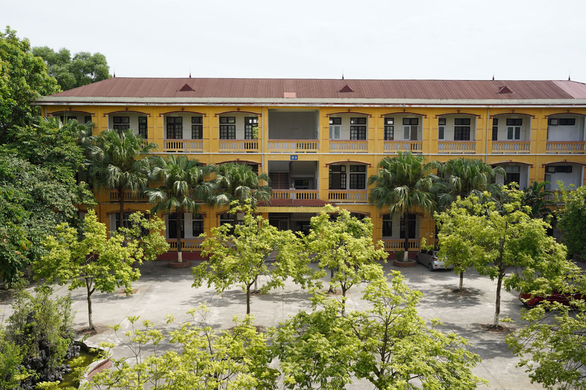 Cơ Cơ sở trường THPT Phạm Ngũ Lão tại Đông Anh, Hà Nội