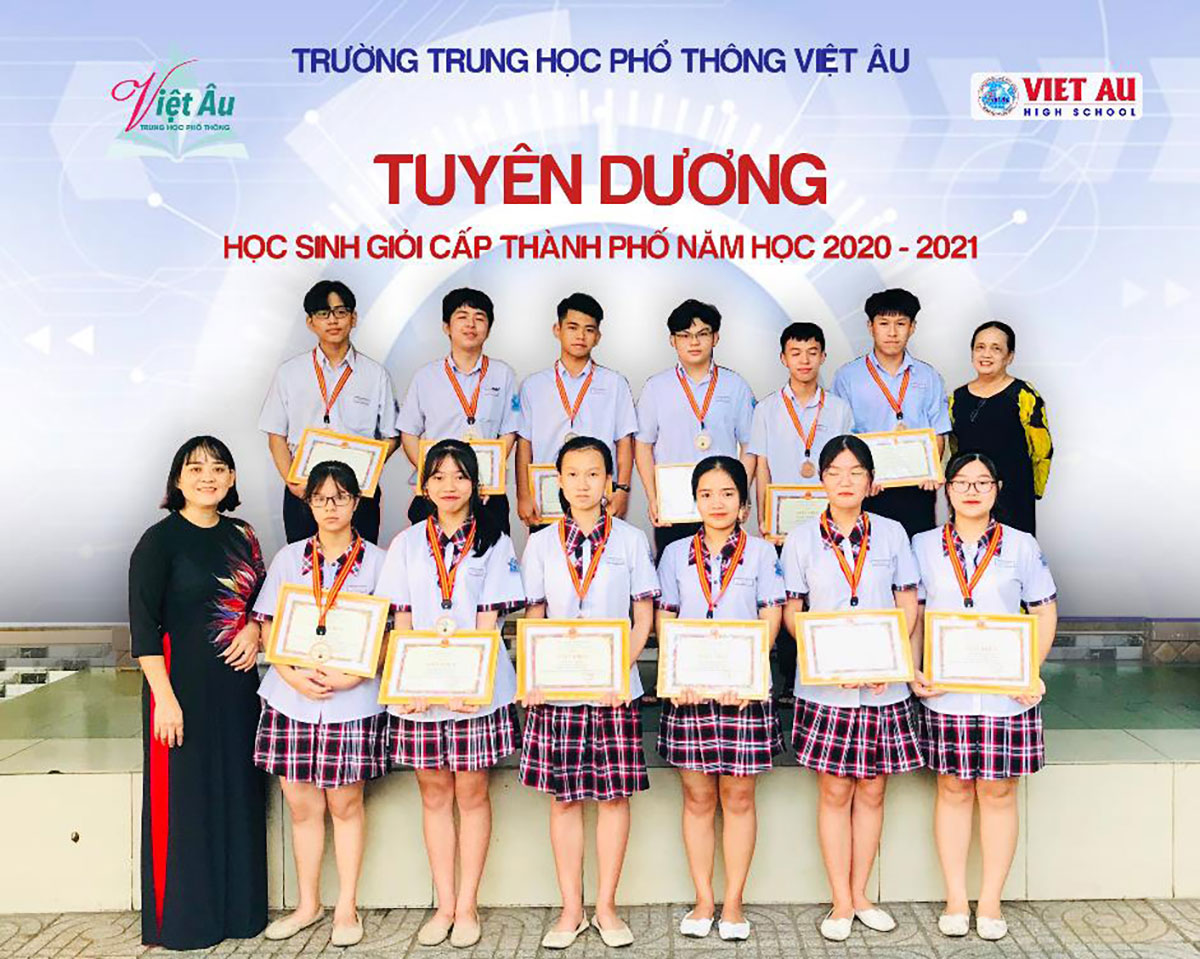 Học sinh Việt Âu đạt nhiều thành tích trong các kỳ thi học sinh giỏi