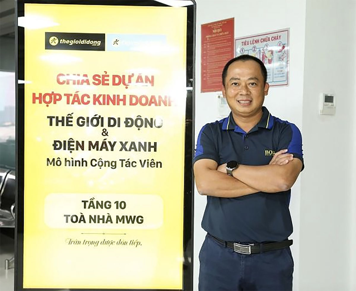 Ông Đoàn Văn Hiểu Em - CEO Thế Giới Di Động trong buổi chia sẻ mô hình cộng tác viên