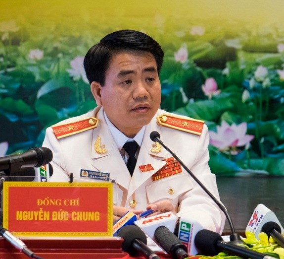 Thiếu tướng Nguyễn Đức Chung được Hà Nội giới thiệu để bầu chức Chủ tịch UBND thành phố - Ảnh: M.Hà
