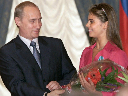 Tổng thống Nga Putin đang yêu và được yêu 1