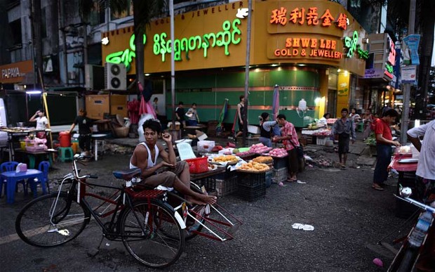 Myanmar sẽ là thị trường được nhiều nhà đầu tư dòm ngó trong những năm tới - Ảnh: AFP