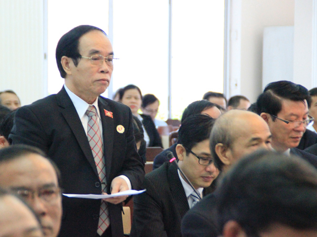 ĐB Thái Thanh Hùng cho biết “xấu hổ với người dân” vì các vân đề ô nhiễm không được giải quyết