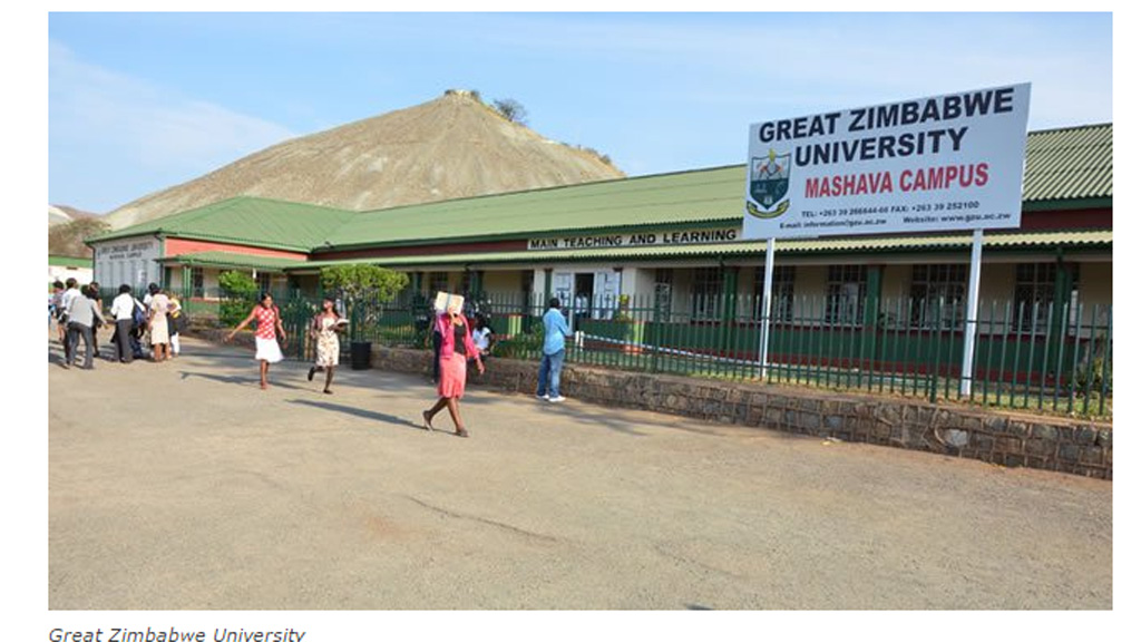 Quản thủ thư viện Trường đại học Great Zimbabwe đã bị đưa ra tòa vì tội dụ dỗ người khác để làm chuyện quấy - Ảnh chụp màn hình website nehanradio.com