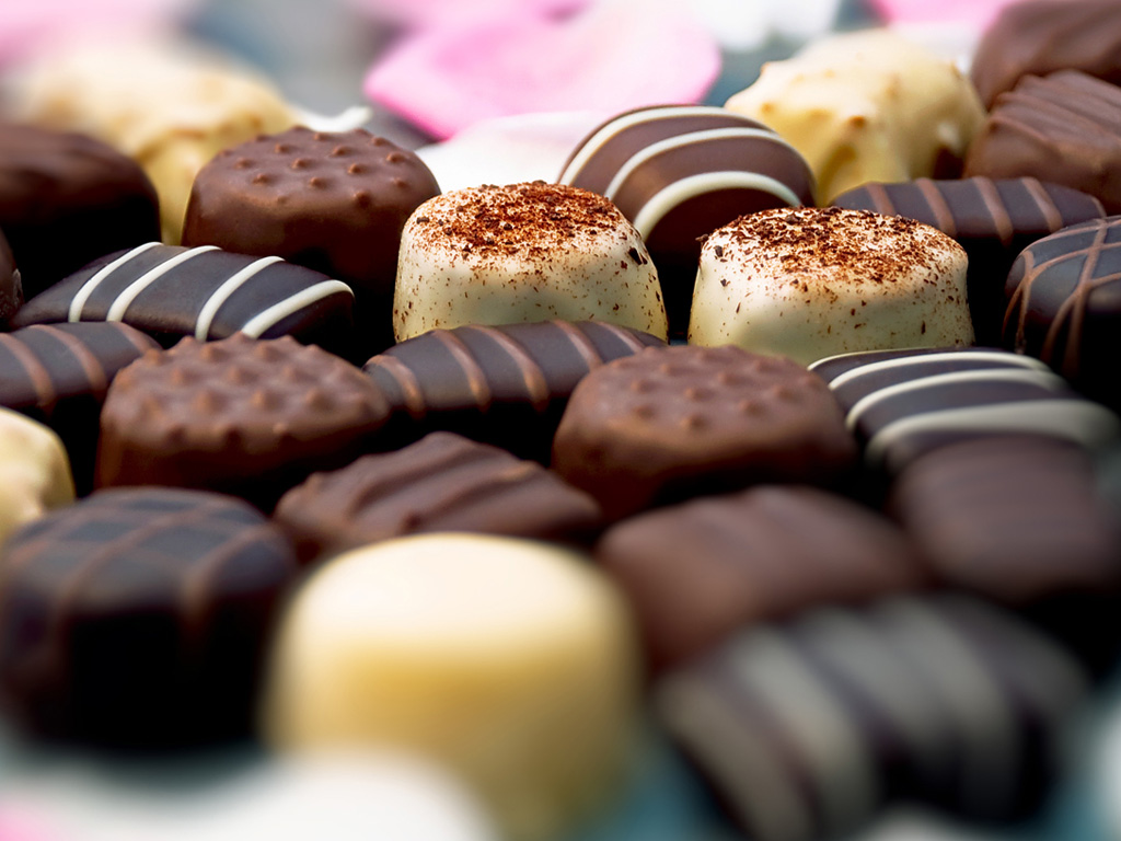 Mỗi tuần ăn vài viên sô cô la đen tốt cho sức khỏe - Ảnh: Shutterstock