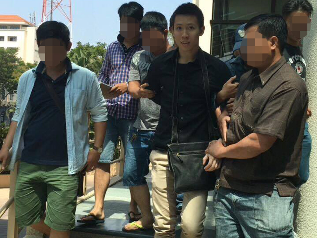 Minh bị các trinh sát bắt ngay tại một khách sạn hạng sang trên đường Lê Duẩn, quận 1, TP.HCM  - Ảnh: Công an cung cấp
