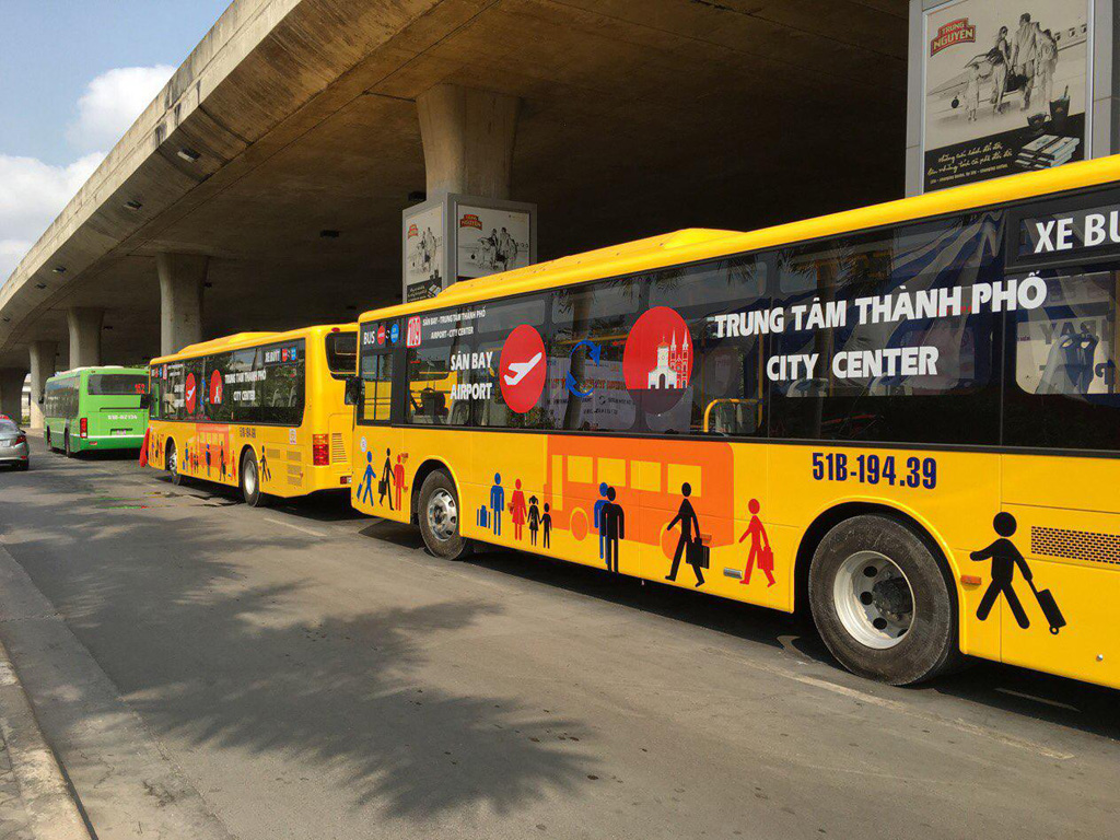 Tuyến xe buýt đưa khách từ sân bay Tân Sơn Nhất về trung tâm thành phố