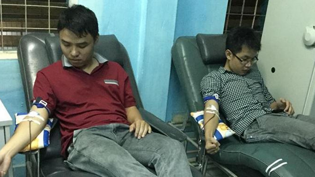 Cán bộ, chiến sỹ trẻ Công an TP.Kon Tum hiến máu cứu cô giáo