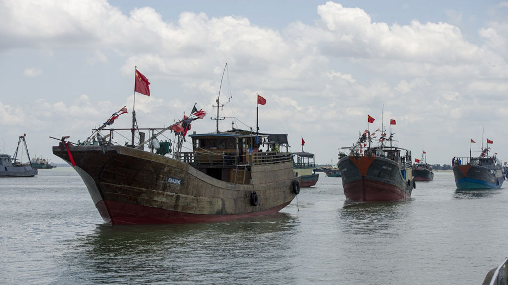 Đội tàu cá Đam Châu trong chiến dịch hoạt động phi pháp ở Trường Sa năm 2013 - Ảnh: China.org.cn