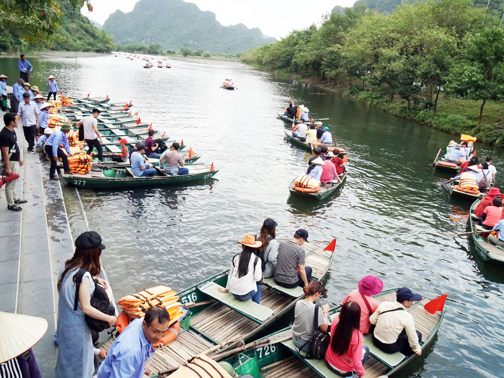 Du khách tới Tràng An quá đông có thể ảnh hưởng đến di sản  Ngọc Thắng 