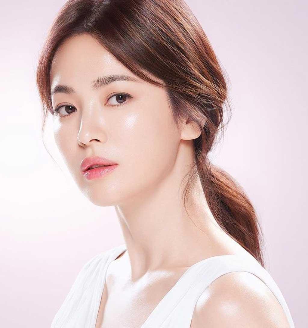 Song Hye Kyo gây tranh cãi khi hé lộ bí quyết chăm sóc da