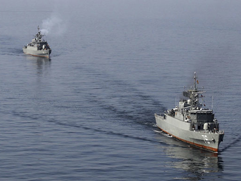 Tàu hải quân của Iran - Ảnh: Reuters