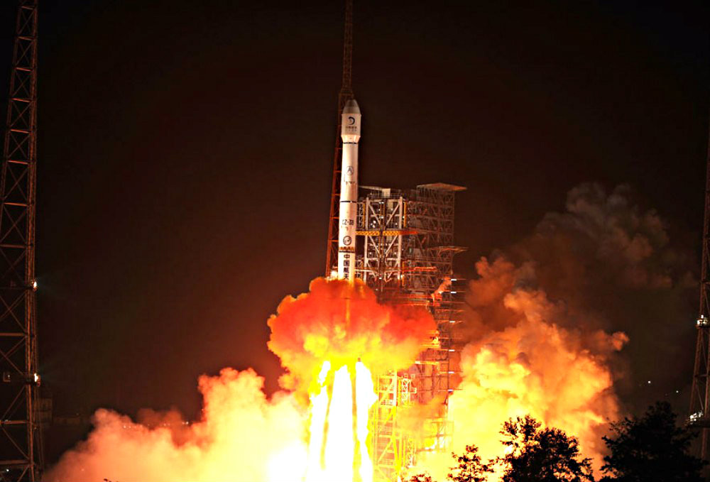 Trung Quốc sẽ phóng vệ tinh theo dõi tàu sân bay của Mỹ - Ảnh minh họa: Reuters