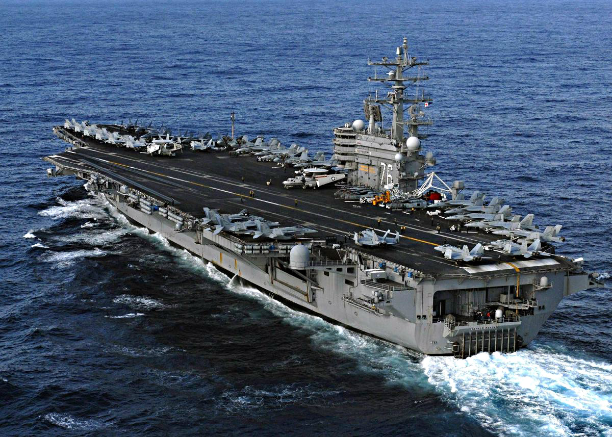 Mỹ thông báo đồng minh sẽ vào vùng giới hạn 12 hải lý quanh các đảo nhân tạo Trung Quốc xây trái phép ở Biển Đông - Ảnh minh họa: Reuters
