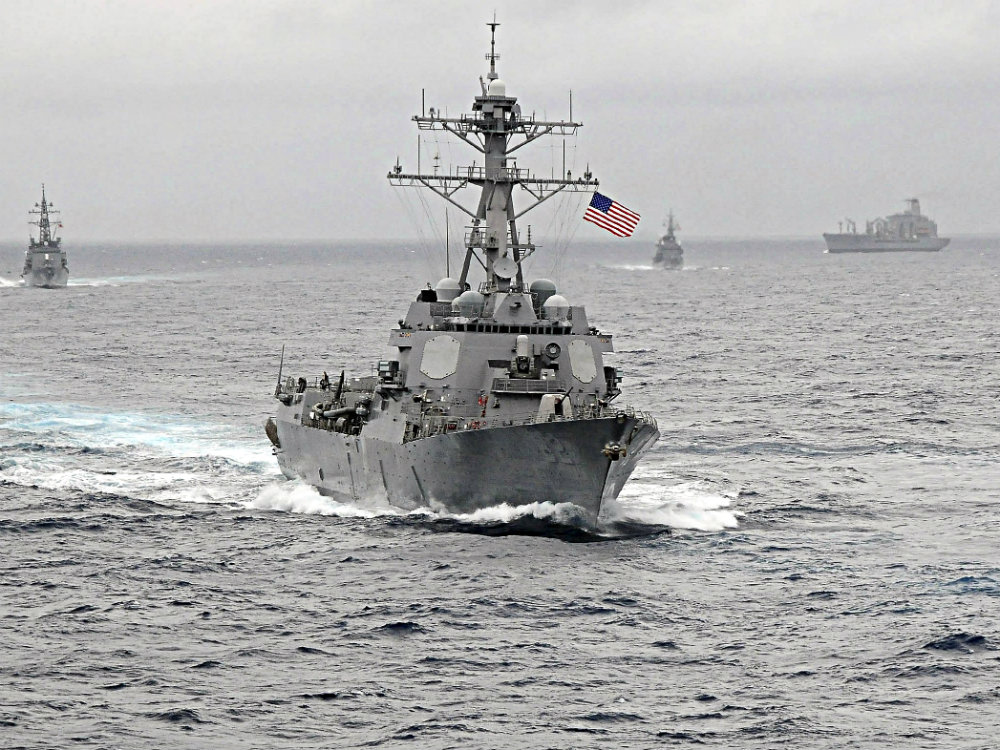 Tàu USS Lassen của Mỹ trong vùng biển Tây Thái Bình Dương - Ảnh: Reuters