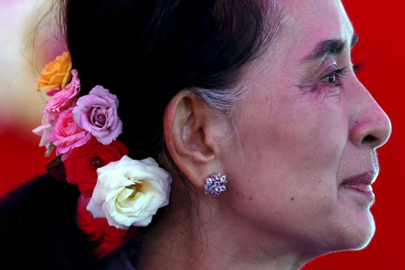 Mỹ giục Myanmar sửa đổi hiến pháp để tiếp nhận 'tổng thống' Suu Kyi - Ảnh: Reuters