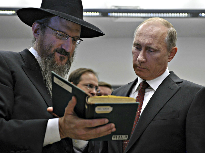 Tổng thống Nga Vladimir Putin nói sẵn sàng đón nhận người Do Thái ở châu Âu - Ảnh: Reuters