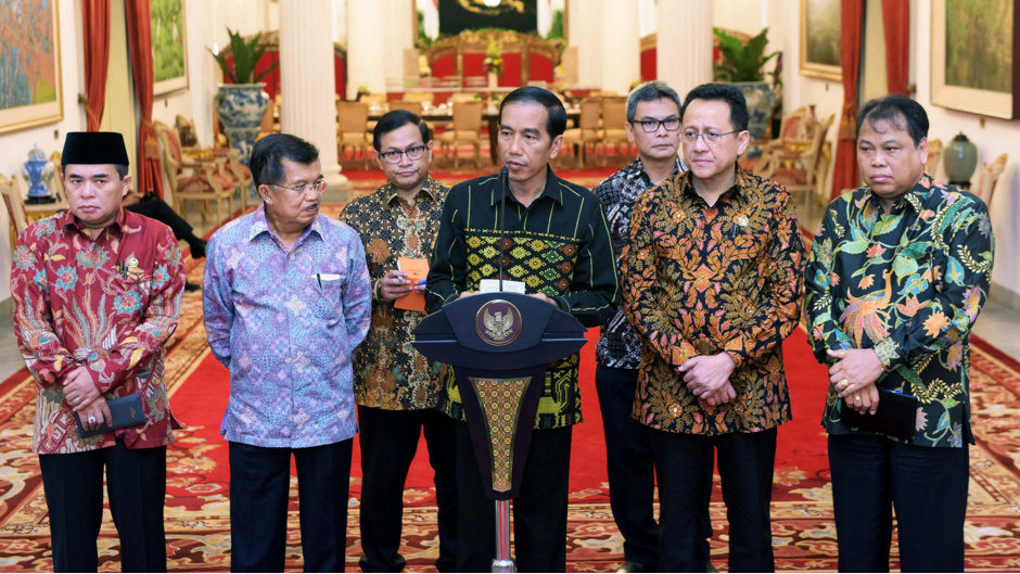 Tổng thống Indonesia Joko Widodo và nội các của mình - Ảnh: Cabinet Secretary 