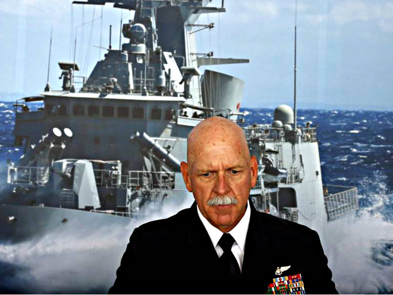 Tư lệnh Hạm đội Thái Bình Dương Mỹ, đô đốc Scott Swift cảnh báo tác hại sẽ rất lớn nếu để mặc Trung Quốc kiểm soát Biển Đông - Ảnh: Reuters
